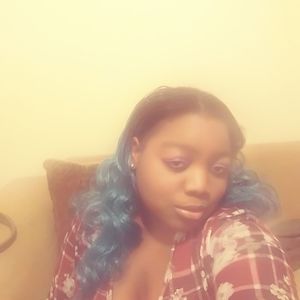 Meet your Posher, Destini